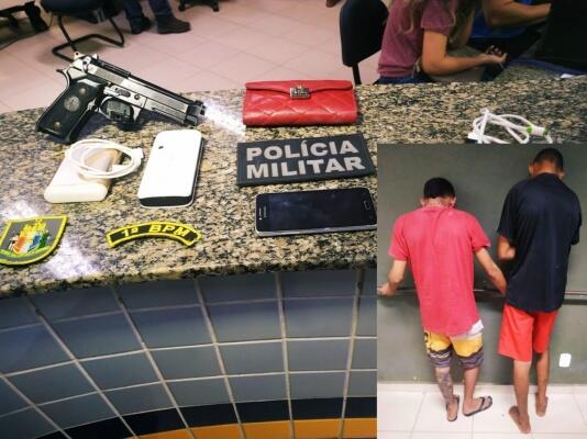 Os dois assaltantes confessaram os crimes na Central de Flagrantes (Foto: Aldenio Soares)