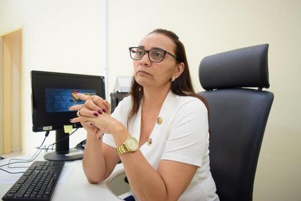 Pró-reitora de pesquisa e pós-graduação da UFRR, Geiza Pimentel (Foto: Ribamar Rocha)