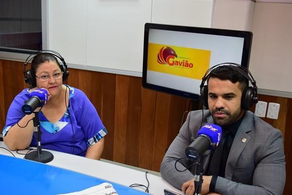 O deputado estadual Renan Filho e Denise Ronald são os entrevistados do Quem é Quem (Foto: Diane Sampaio/FolhaBV)