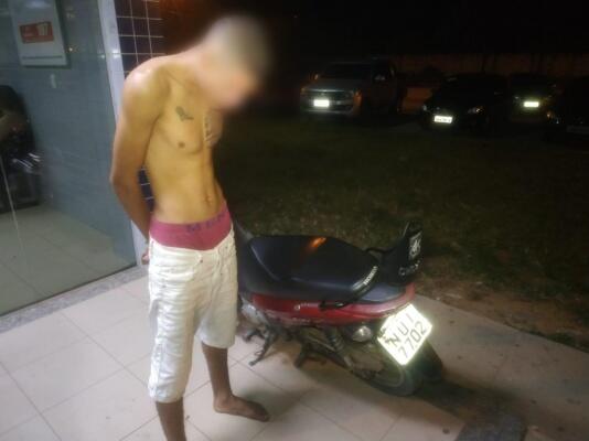 A moto foi roubada um dia antes do menor ser detido (Foto: Aldenio Soares)