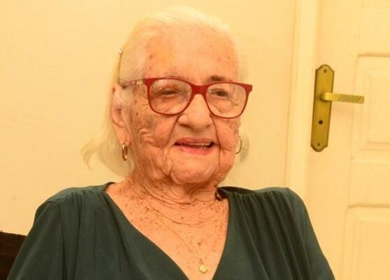 Clotilde Rocha Ferreira completa 100 anos nesta segunda-feira, 20 (Foto: Nilzete Franco/FolhaBV)