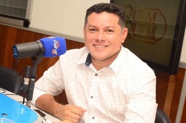 O secretário de Comunicação, Marcos Marques foi entrevistado de hoje  (Foto: Nilzete Franco/FolhaBv)