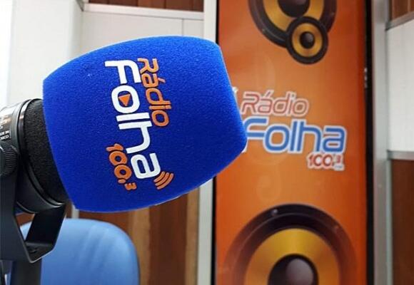 O Quem é Quem é apresentado pela radialista Cida Lacerda (Foto: Diane Sampaio/FolhaBv)