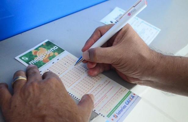 De acordo com a Caixa, o valor do prêmio, caso aplicado na poupança, renderia R$ 270 mil por mês (Foto: Arquivo FolhaBV)