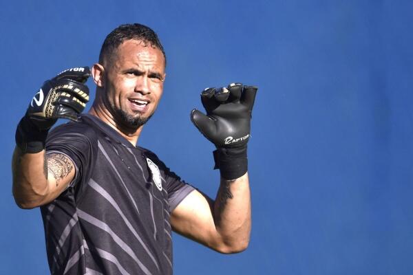 O ex-goleiro do Flamengo, Bruno, deve defender o GAS nesta temporada  (Foto: Meia Hora.com)