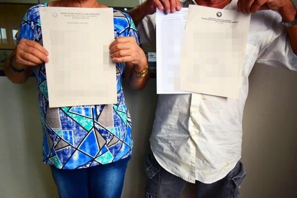 Há quase oito anos em busca de solução, os moradores já fizeram reclamações junto à Prefeitura e MPRR, além de ter registrado Boletim de Ocorrência (Foto: Diane Sampaio/FolhaBV) Há quase oito anos em busca de solução, os moradores já fizeram reclamações junto à Prefeitura e MPRR, além de ter registrado Boletim de Ocorrência (Foto: Diane Sampaio/FolhaBV)