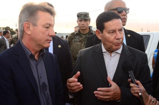 Em entrevista exclusiva à Folha de Boa Vista, general Hamilton Mourão informou que deve visitar todos os estados que compõem o Conselho Nacional da Amazônia (Foto: Nilzete Franco/FolhaBV)