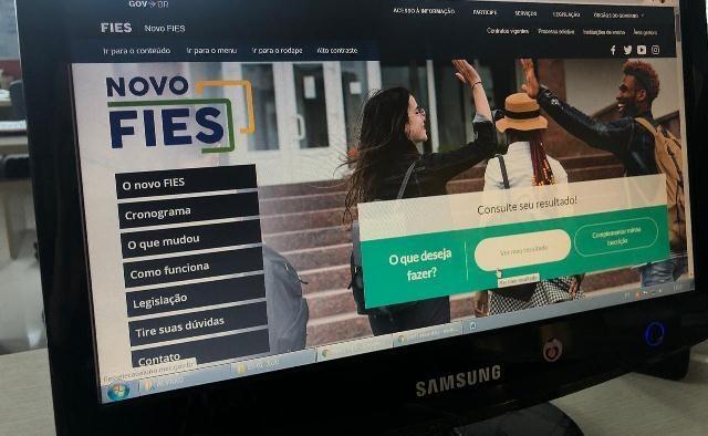 s alunos podem conferir a lista dos aprovados no site (Foto: Álvaro Sales)
