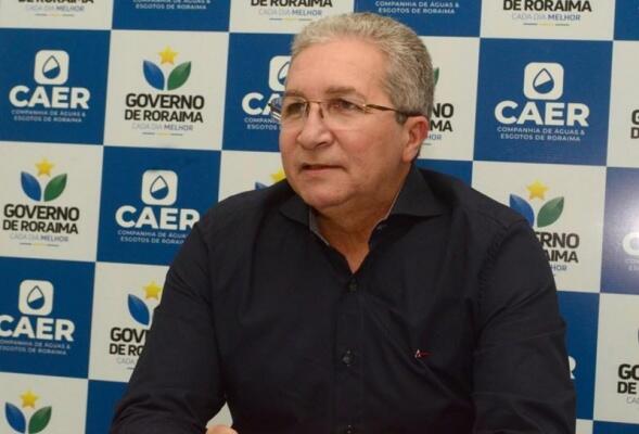 Cícero Batista, diretor Comercial da Caer: “A ideia aqui não é penalizar o usuário, mas sim reaver o que é de direito da empresa” (Foto: Nilzete Franco/Folha BV)