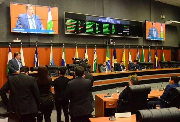Jalser reforçou que nenhuma reunião da CCJ foi realizada depois do fim do recesso parlamentar, em 18 de fevereiro (Foto: Diane Sampaio/FolhaBV)