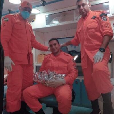 Equipe realizou parto dentro de ambulância (CBMRR/ Divulgação)