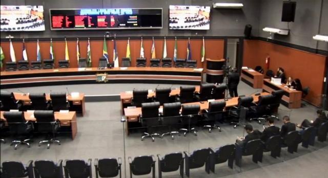 Sessão desta quarta foi encerrada por falta de quórum (Foto: Reprodução/TV Assembleia)
