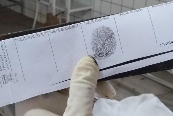 A tecnologia chamada AFIS é referência no Brasil na identificação de indivíduos por comparação da impressão digital (Foto: Divulgação)