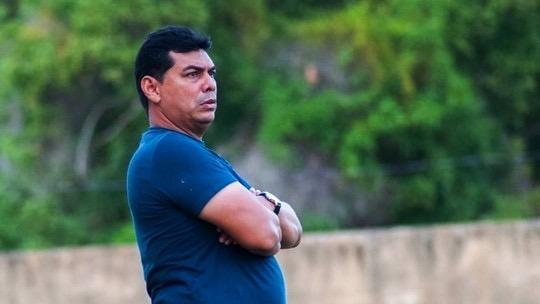 Treinador conduziu o time em três triunfos e um empate (Foto: Divulgação)