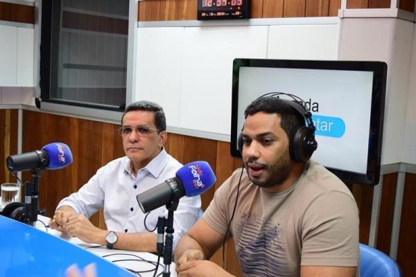 O deputado Jhonatan de Jesus contou para a Folha sobre a situação na família