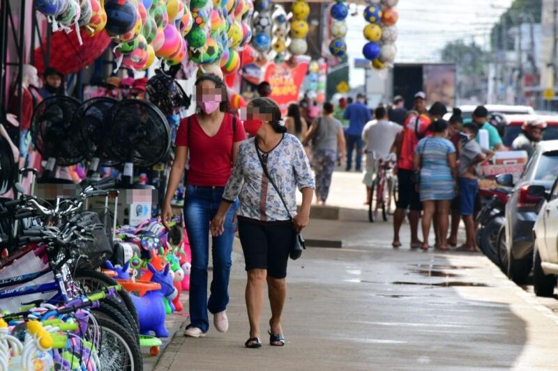 A população tem se questionado sobre o funcionamento do comércio nessas datas (Foto: Nilzete Franco/FolhaBV)