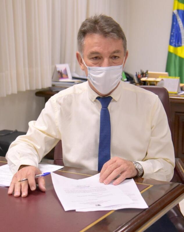 A informação foi repassada nesta sexta-feira, 12, ao Governador Antonio Denarium pelo senador do Amapá, Randolfe Rodrigues (Foto: Divulgação)