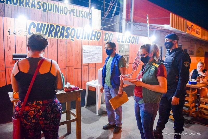  Após os horários estabelecidos, estabelecimentos comerciais poderão funcionar apenas na modalidade de delivery e drive-thru (Foto: Divulgação)