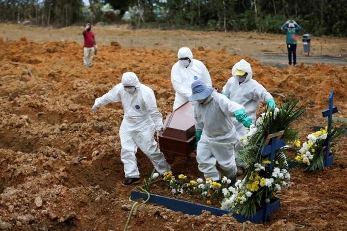 Com isso, o total local de pessoas contaminadas pelo vírus chega a 10.718.630, conforme os dados do ministério (Foto: REUTERS/Bruno Kelly/Reuters)