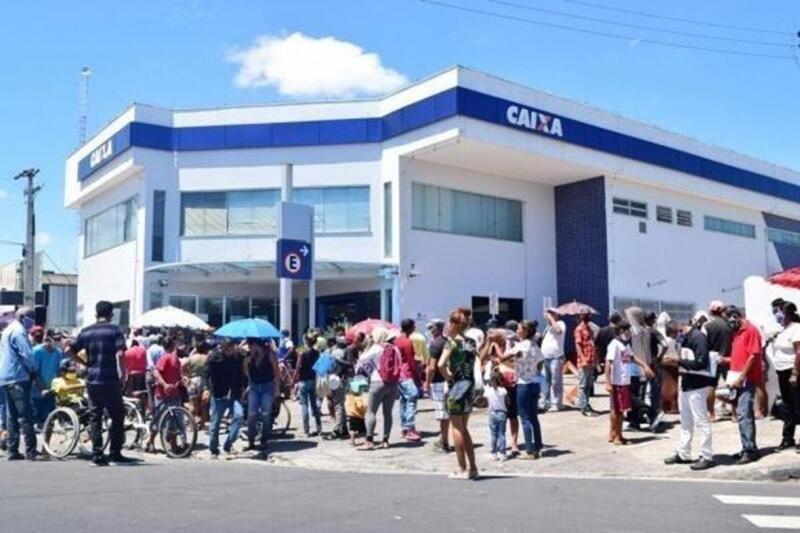 Segundo Guedes, o valor para mulher chefe de família monoparental deve ser de R$ 375 (Foto: Nilzete Franco / FolhaBV )