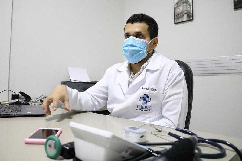 O especialista disse que em geral, as doenças neurológicas associadas ao covid, tem ocorrido com frequência em mulheres (Foto: Diane Sampaio/FolhaBV)