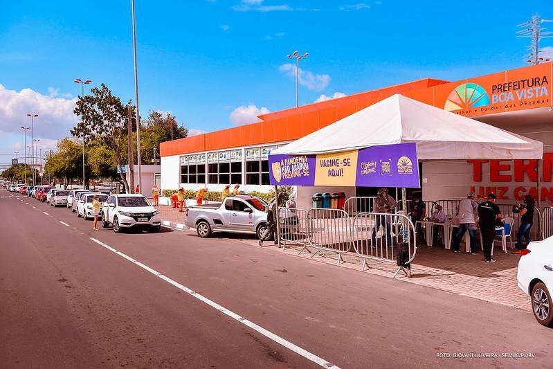 Na segunda-feira, 29, a vacinação drive-trhu volta ao normal nos cinco pontos (Foto: Divulgação)