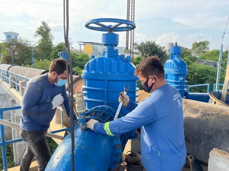 O serviço deve durar 24 horas, devido ao grande porte do equipamento, com peso de 1.700 kg (Foto: Ascom/Caer)