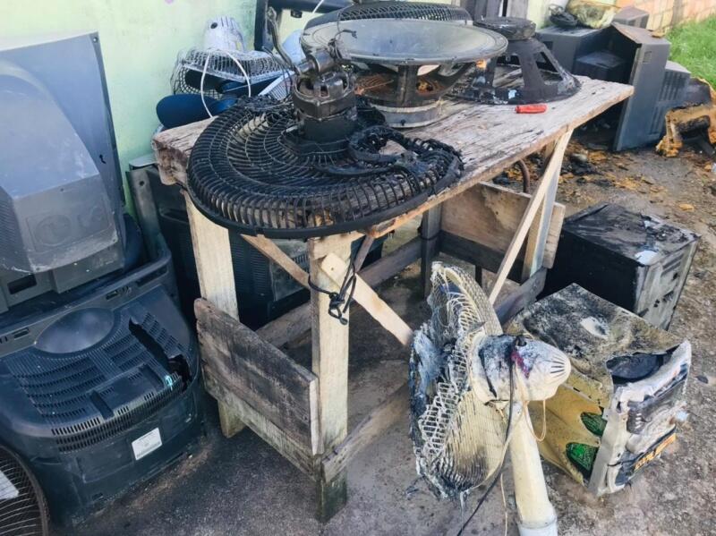 As circunstâncias e o motivo que iniciou o incêndio serão investigados (Foto: Aldenio Soares)