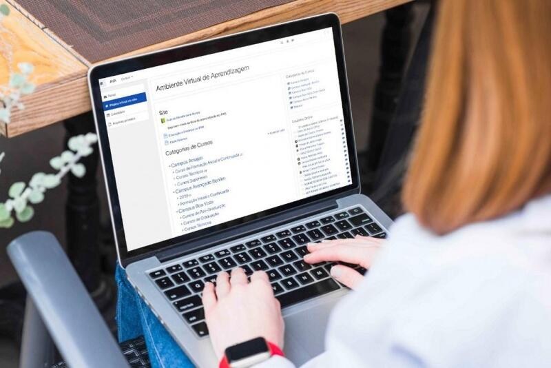 Os convocados são para cinco cursos livres de extensão a distância (Foto: Ascom/Reitoria)