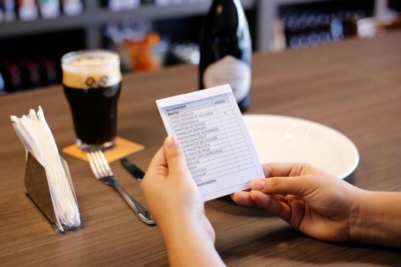 Com o texto promulgado, estes locais devem divulgar o direito previsto na lei em local visível e acessível a todos os consumidores. (Foto: Divulgação)