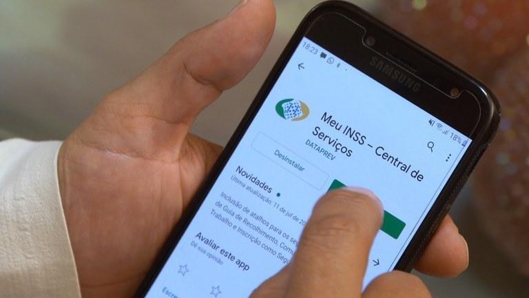 Para evitar o bloqueio dos benefícios, os beneficiários podem realizar o procedimento de forma remota nos aplicativos Meu INSS
