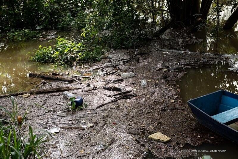 Por dia, são retirados entre 150 e 200 quilos de lixo (Foto: Semuc-PMBV)