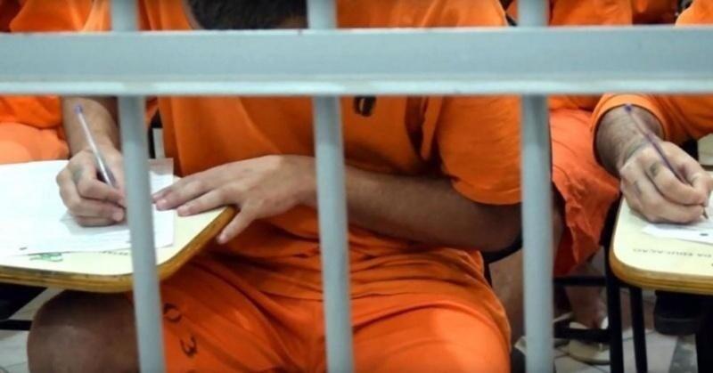 As provas do Encceja PPL têm o mesmo nível de dificuldade do exame regular (Foto: Divulgação)