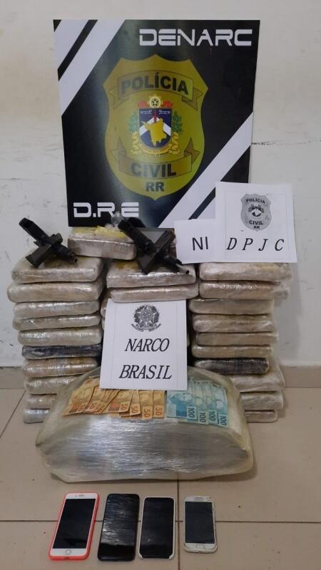 Dez quilos da droga foram interceptados pelos policiais, em poder dos suspeitos, que estavam a caminho do Aeroporto Internacional Atlas Cantanhede (Foto: Divulgação)