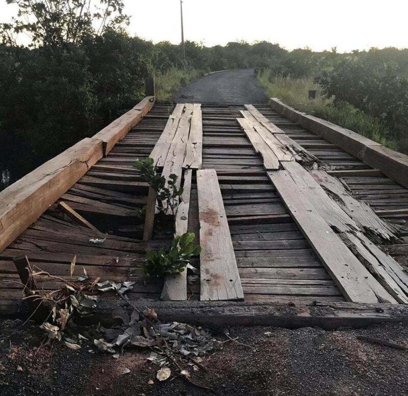 Moradores reclamam da condição da ponte (Foto: Reprodução)
