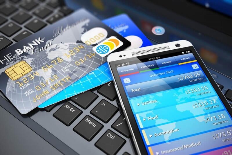 A pesquisa revelou que as transações feitas pelo celular chegaram a 64% em 2020 (FOTO: Divulgação)