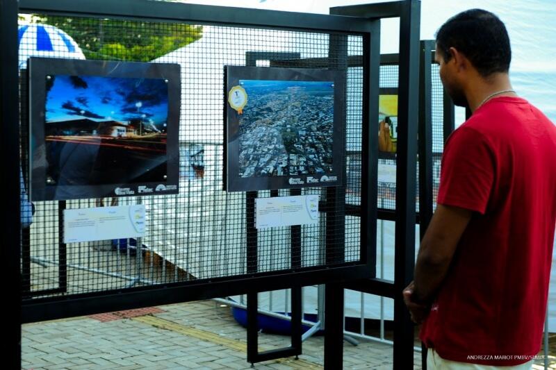 A exposição ocorre no Pátio Roraima Shopping (Foto: Andrezza Mariot/Semuc PMBV)