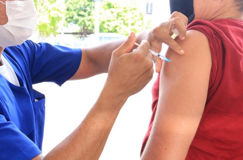 O estudo considerou os imunizados com CoronaVac e AstraZeneca (Foto: Divulgação)