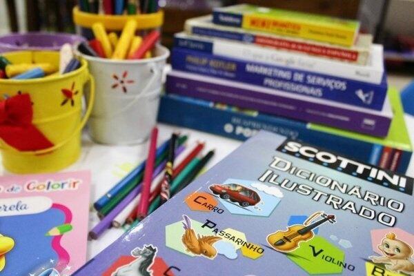 Alterações são necessárias para unidades que desejam alterar materiais do programa que serão utilizados nas escolas (Foto: Arquivo FolhaBV)