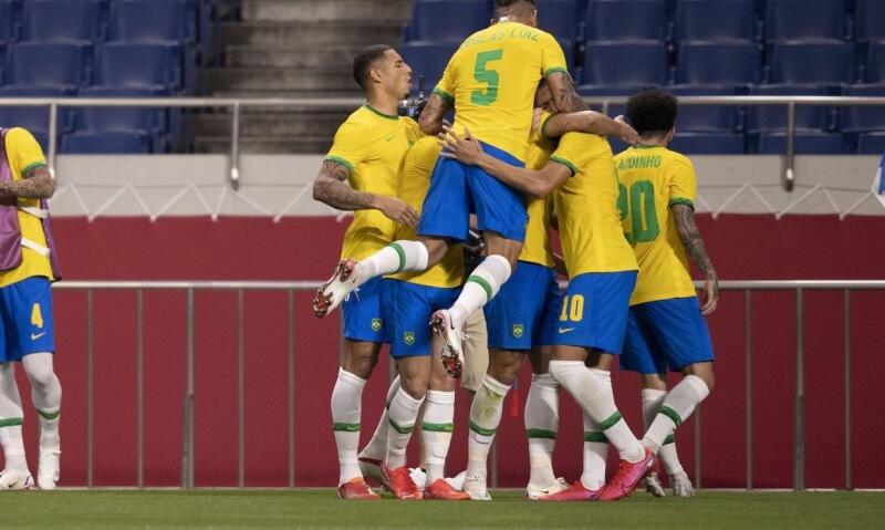 Também na terça, às 8h, Japão e Espanha fazem a outra semifinal em Saitama (Foto: Lucas Figueiredo CBF)