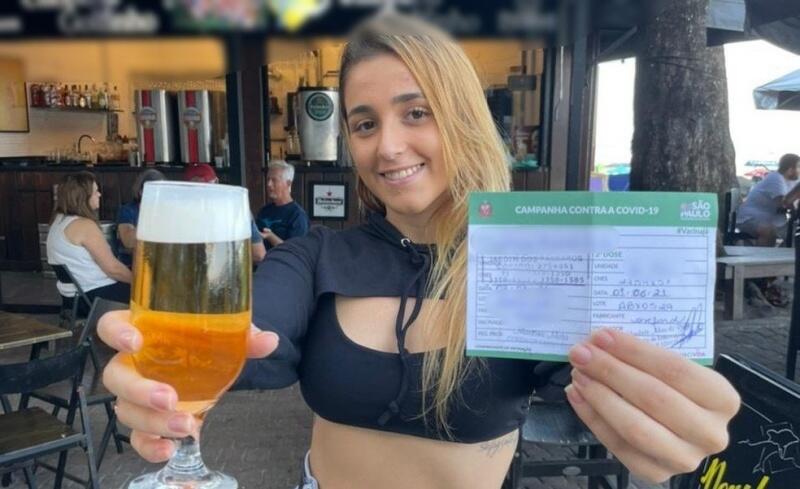 Diversos países passaram a exigir certificado de saúde em shoppings, bares e trens (Foto: Nilzete Franco/FolhaBV)