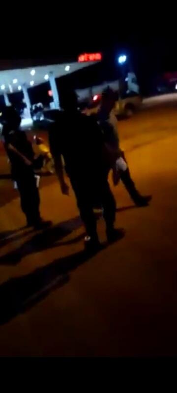 Em um vídeo gravado, mostra o momento em que é levado até a delegacia (Foto: Divulgação)