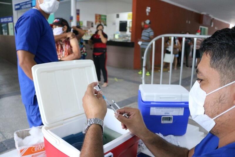 O grupo de 18 e 19 anos é o que menos procura imunização. (Foto: Arquivo FolhaBV)