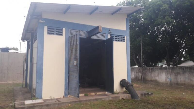 A Companhia de Águas e Esgotos de Roraima informa que criminosos depredaram nesta segunda-feira, 23, o Centro de Reservação e Distribuição, do bairro Raiar do Sol. (Foto: Divulgação)