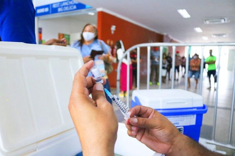 Em Boa Vista, 55,29% receberam a primeira dose, mas apenas 17,02% está totalmente imunizada (Foto: Arquivo/Folha)