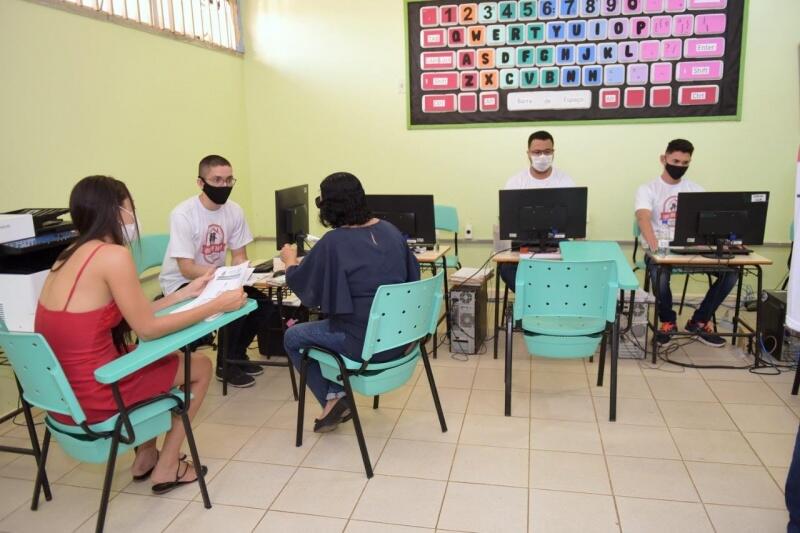 A orientação é que os mutuários compareçam, munidos de documentos, na Escola Estadual Pastor Fernando Grangeiro de Menezes, bairro Caranã, das 7h30 às 13h30 (Foto: Secom-RR)