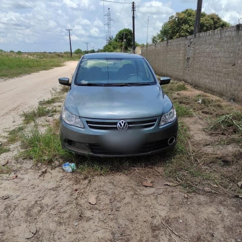 Veículo foi abandonado no bairro Operário (Foto: Divulgação)