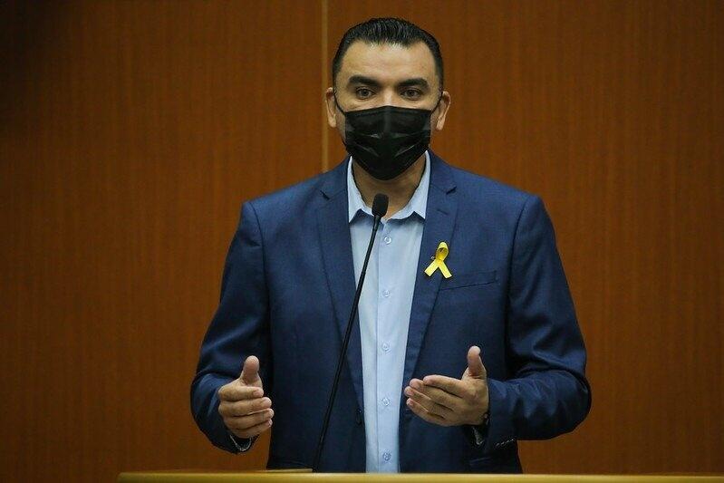 Evangelista Siqueira é autor de leis contra as fake news e combate ao ciberbulying (Foto: Supcom Alerr)