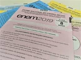 Realizado anualmente, o Enem é o maior exame para ingresso no ensino superior do país, contando com milhões de inscrições em todo o território nacional. (Foto: Divulgação)