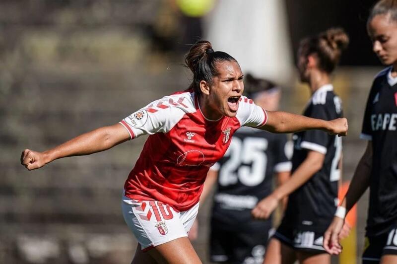 Vitória Almeida foi à forra e protagoniza liderança do Braga no Campeonato Português. (Foto: Divulgação - SC Braga)